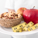 Дефіцит калорій: чи варто його використовувати бійцю?